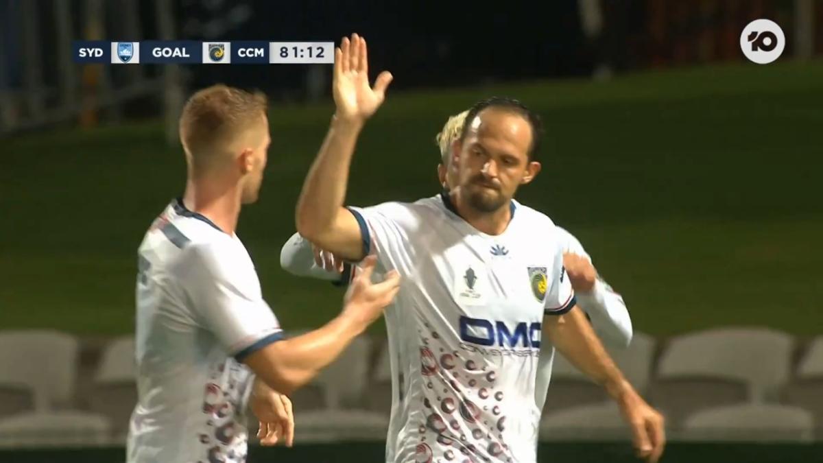 GOAL: Ureña - Central Coast score the opener with less than ten minutes left | FFA Cup
